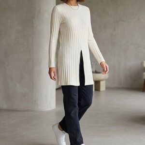 Mango Ribbed Knit Longsleeve Tunic Size XL Cream Front Slit Minimalist